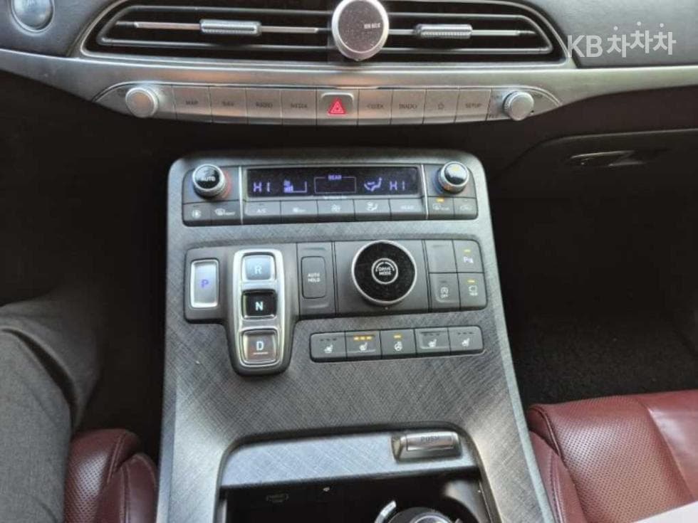 Хюндай Palisade2.2 Дизел 7-местен (Лимузин) Престиж - 12