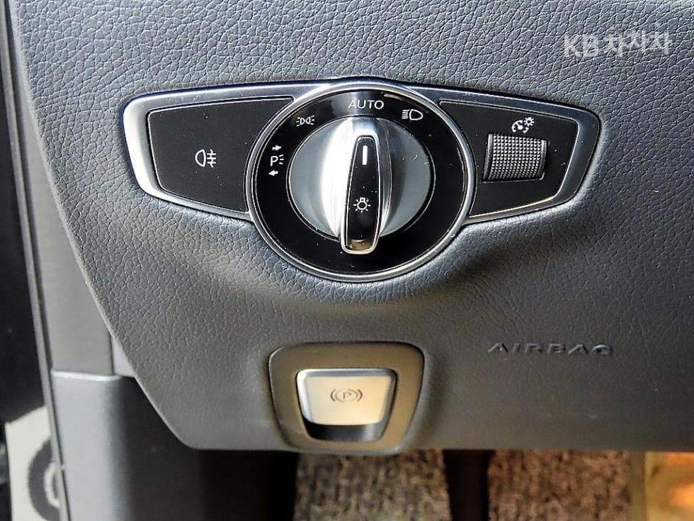 Mercedes-Benz E-Клас (W213)E300e 4MATIC Exclusive - 13