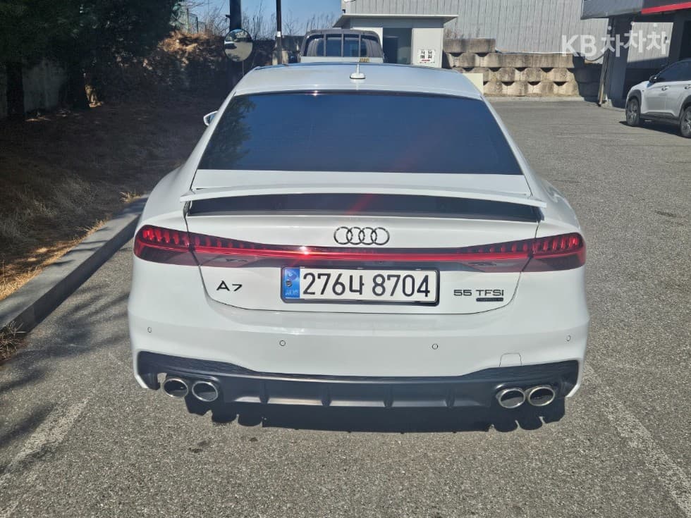 Audi A7(4K8)55 TFSI Quattro Premium - 4