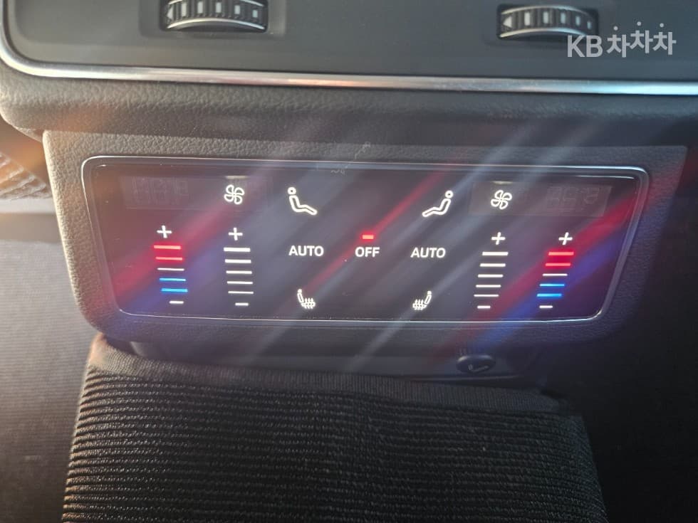 Audi A7(4K8)55 TFSI Quattro Premium - 17