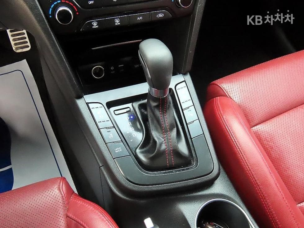 Hyundai Avante (Elantra)AD1.6 Turbo Gasoline Direct Injection 스포츠 Extreme 셀렉션 - 10