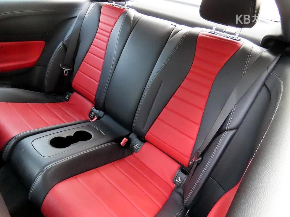 Mercedes-Benz E-Class (W213)E220d COUPE - 6