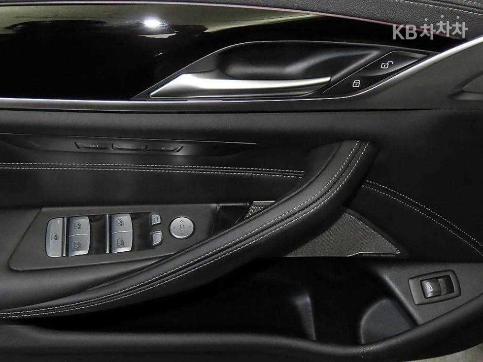 BMW 올Нов5 Серия (G30)530i xDrive M Sport - 14