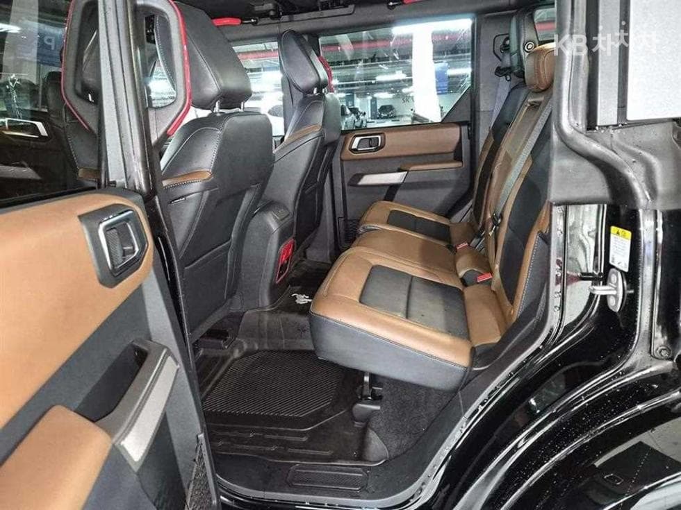 Ford 브롱코(U725)2.7 4 Door Outer Banks Standard - 7