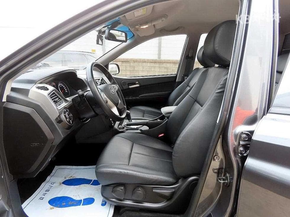 KG Mobility The New (facelift) Korando Sports (pickup variant)2.2 CX7 4WD 클럽 - 5