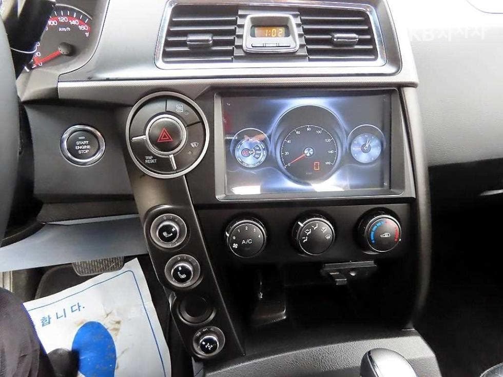 KG Mobility The New (facelift) Korando Sports (pickup variant)2.2 CX7 4WD 클럽 - 14