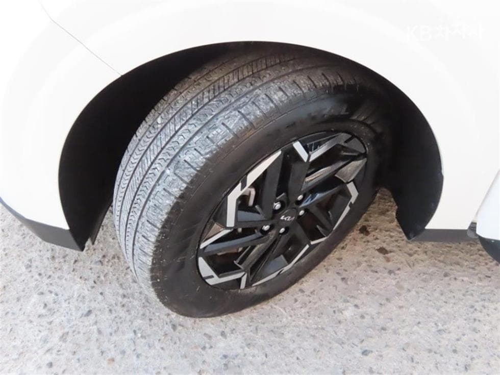 Киа The New (фейслифт) Канивал 4-то поколениеD2.2 9-местен Престиж - 19