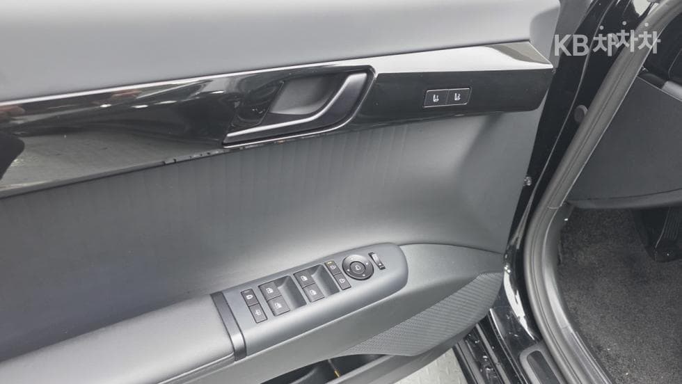 Хюндай Ди Всеново Grandeur (Azera)3.5 Бензин AWD Calligraphy 블랙 잉크 - 15