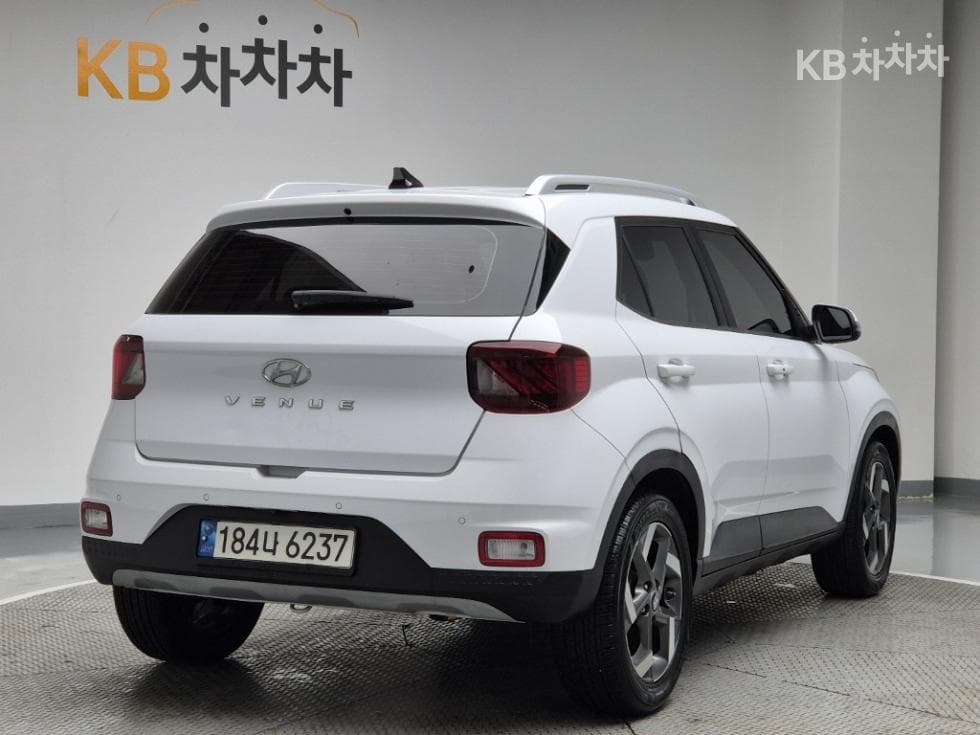 Хюндай ВениуБензин 1.6 Modern Plus - 3