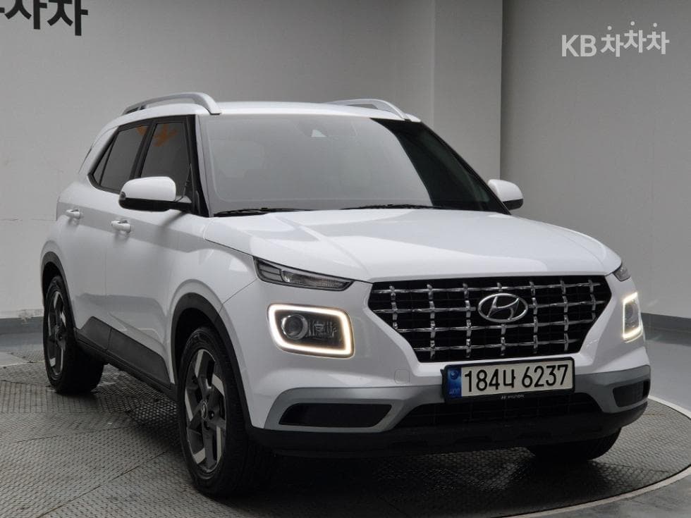 Хюндай ВениуБензин 1.6 Modern Plus - 4