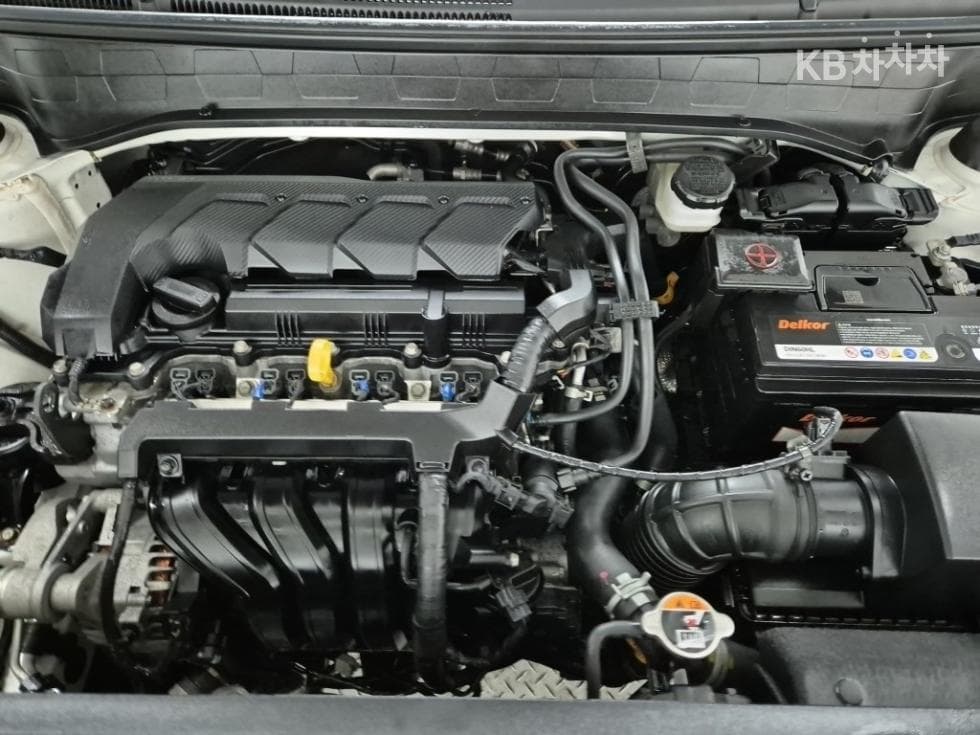 Хюндай ВениуБензин 1.6 Modern Plus - 5