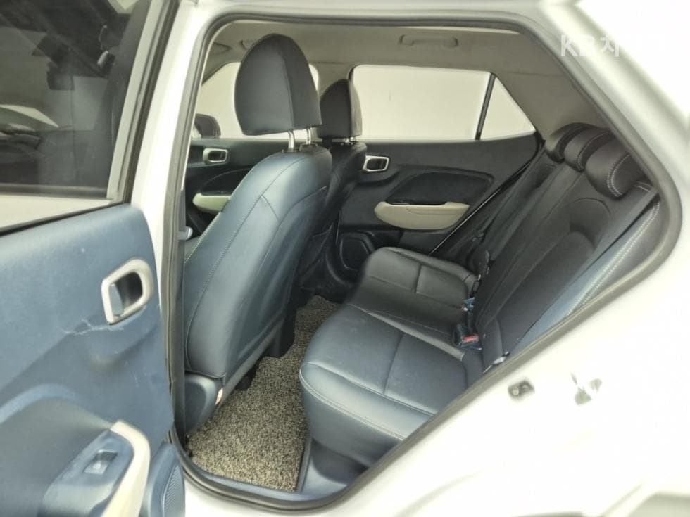 Хюндай ВениуБензин 1.6 Modern Plus - 12