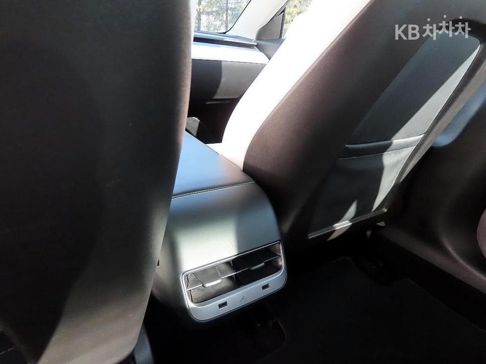 테슬라 Model 3Long Range - 16