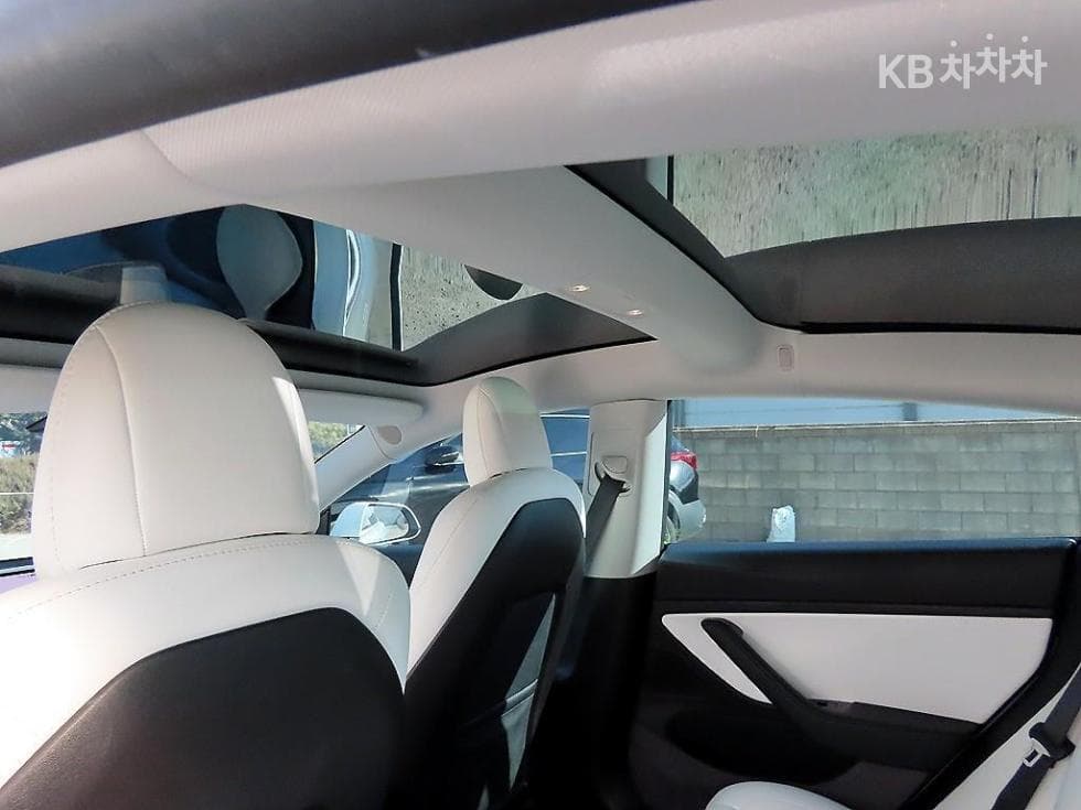 테슬라 Model 3Long Range - 17