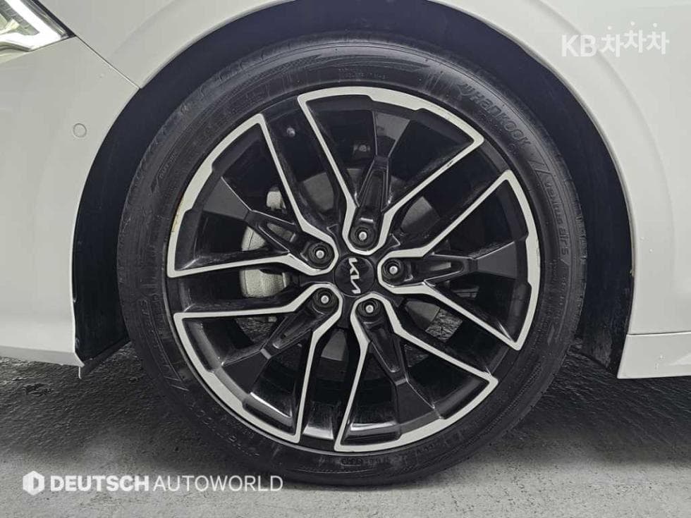 Kia K5 3rd Gen1.6 Gasoline Turbo Signature - 5