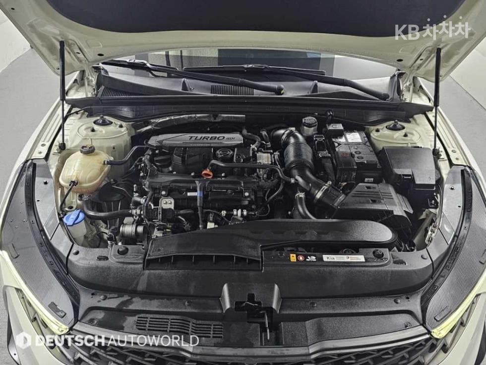 Kia K5 3rd Gen1.6 Gasoline Turbo Signature - 6