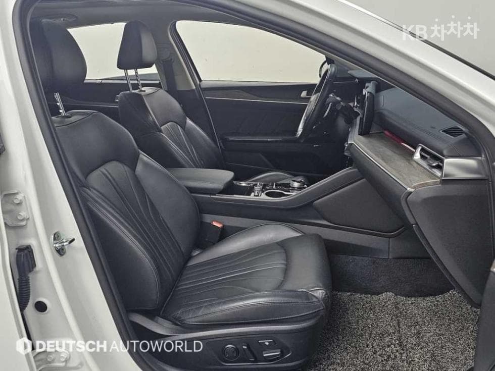 Kia K5 3rd Gen1.6 Gasoline Turbo Signature - 10