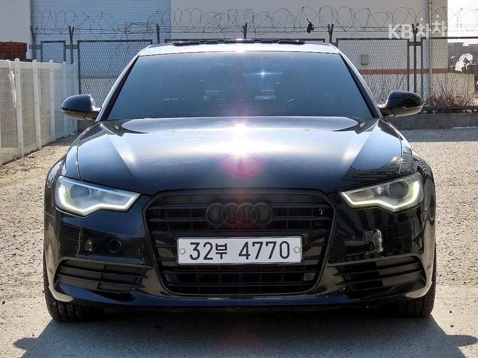 Ауди NEW A6 3.0 TFSI 콰트로 C6 - Image 1
