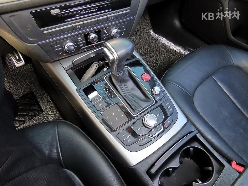 Ауди NEW A63.0 TFSI 콰트로 C6 - 10