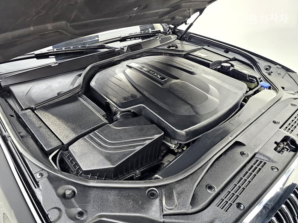 КейДжи Мобилити Нов체어맨WCW700 4TRONIC 5-местен Престиж - 6