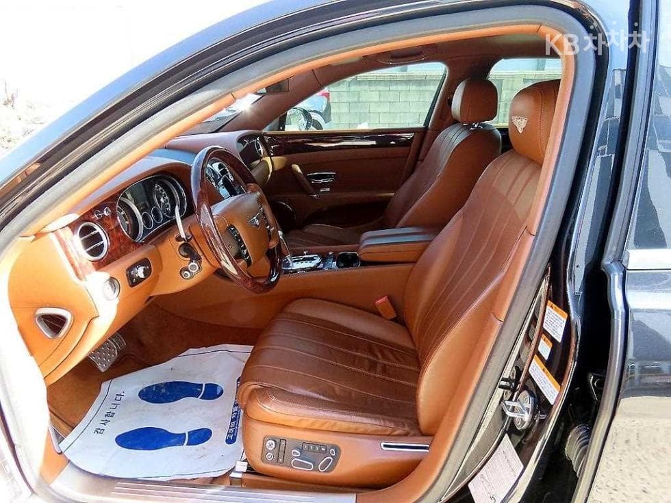 벤틀리 플라잉스퍼 Второ поколение6.0 Стандартен - 5