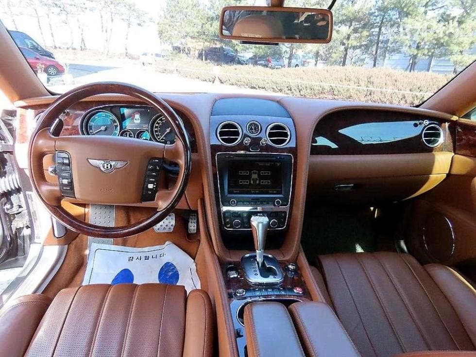 벤틀리 플라잉스퍼 Второ поколение6.0 Стандартен - 7