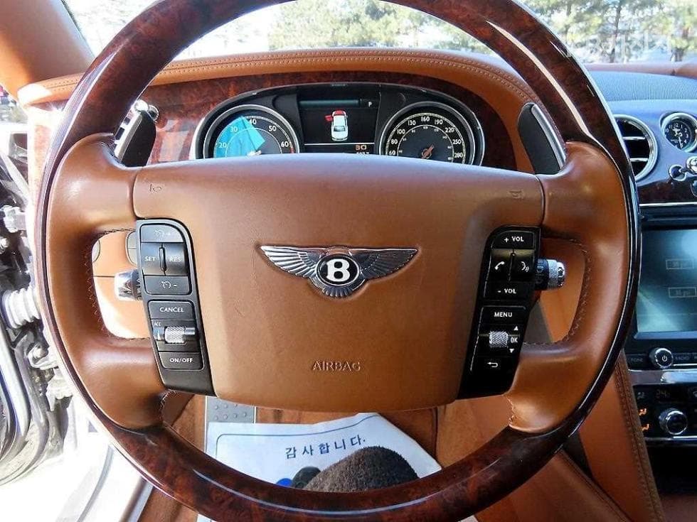 벤틀리 플라잉스퍼 Второ поколение6.0 Стандартен - 8