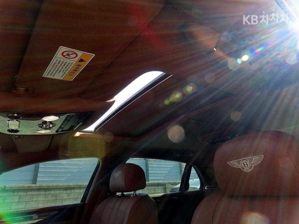 벤틀리 플라잉스퍼 Второ поколение6.0 Стандартен - 18