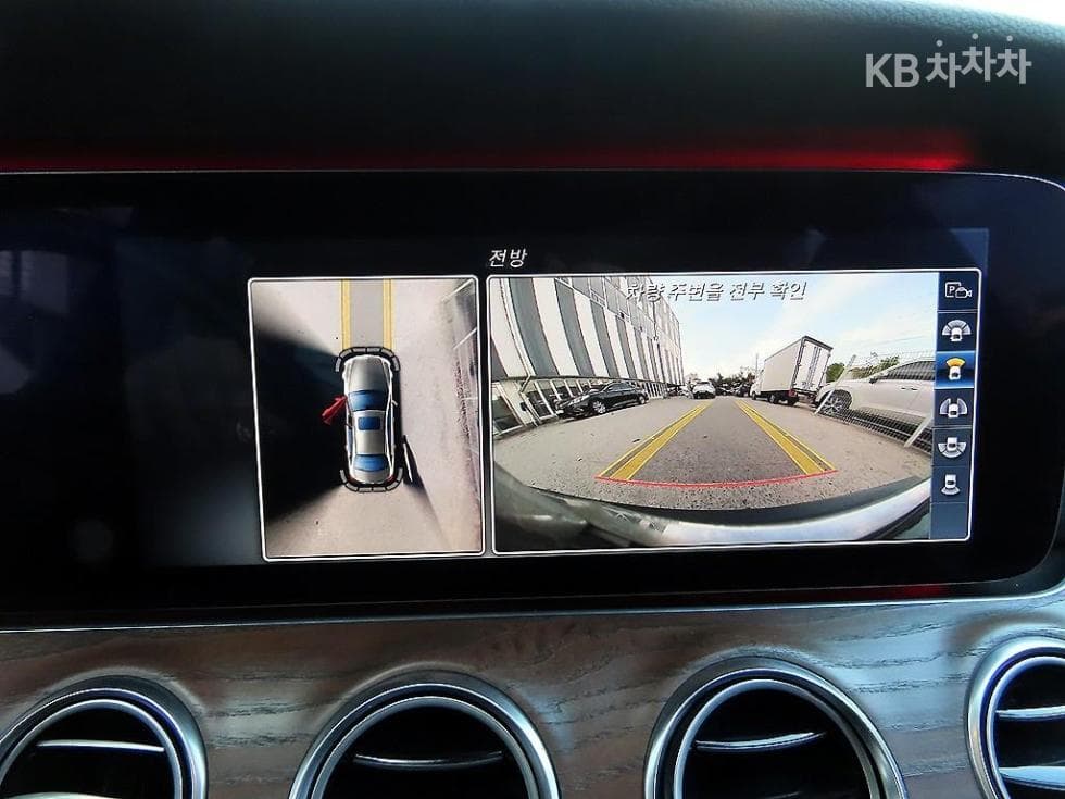 Mercedes-Benz E-Class (W213)E300 Exclusive - 14