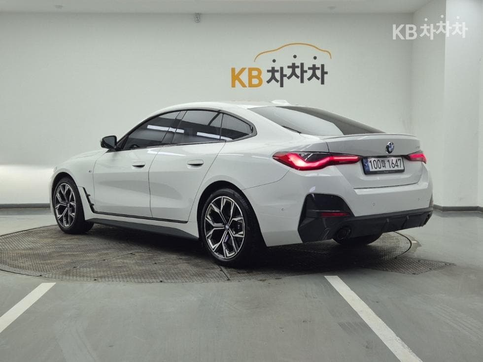 BMW 4시리즈 (G22)420i Gran Coupe M Sport - 3