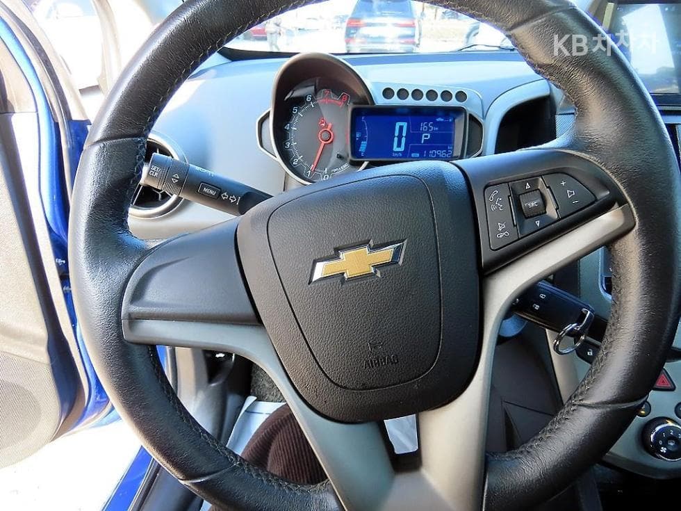 Джи Ем Корея Chevrolet 아베오Хечбек LT Най-висок клас - 8