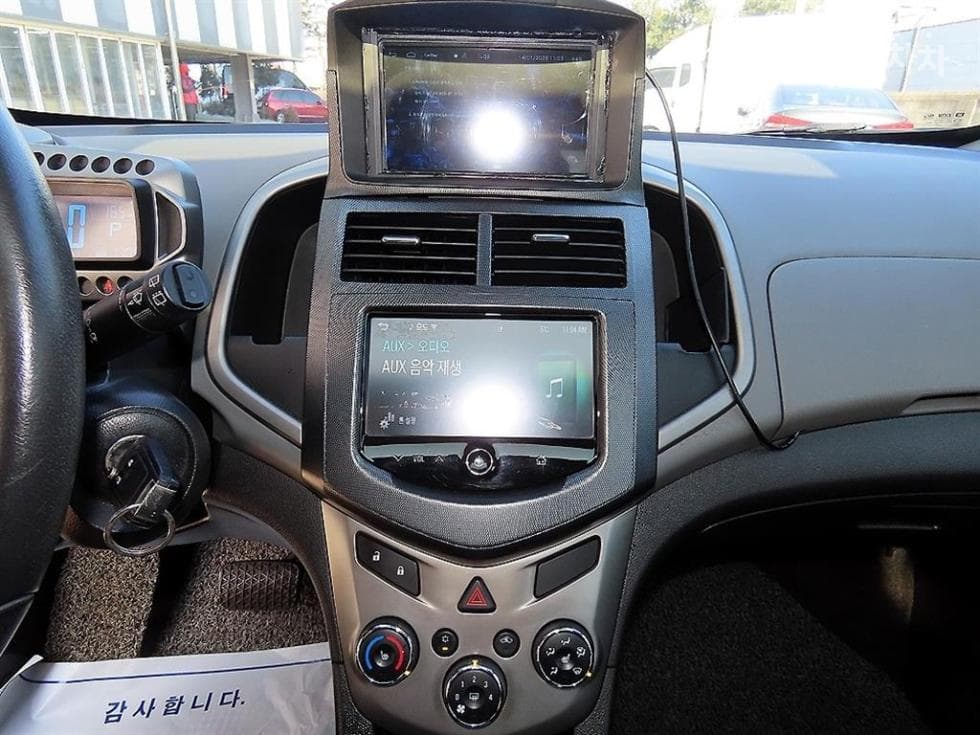 Джи Ем Корея Chevrolet 아베오Хечбек LT Най-висок клас - 12