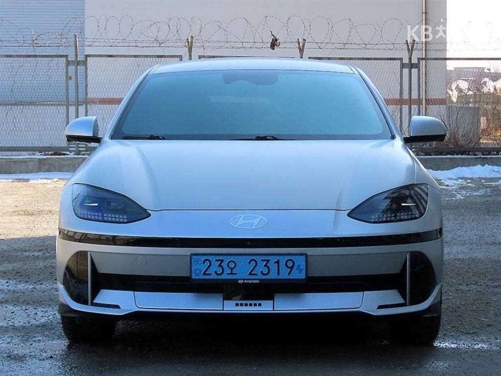 Хюндай IONIQ 6(CE) Long Range Престиж - Image 1