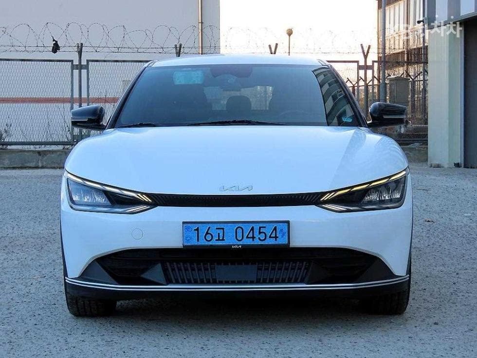 Киа EV6 롱 레Местен지 4x4 Air - Image 1