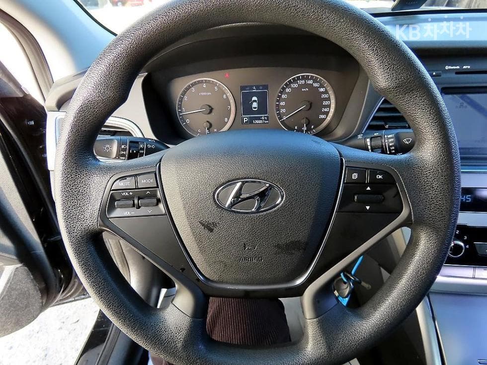 Хюндай Соната LFLPI Рент-а-кар Смарт - 8