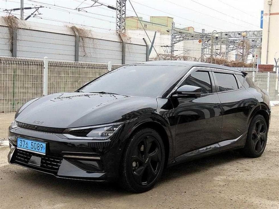 Kia EV6롱 레Seater지 4WD GT-Line - 2