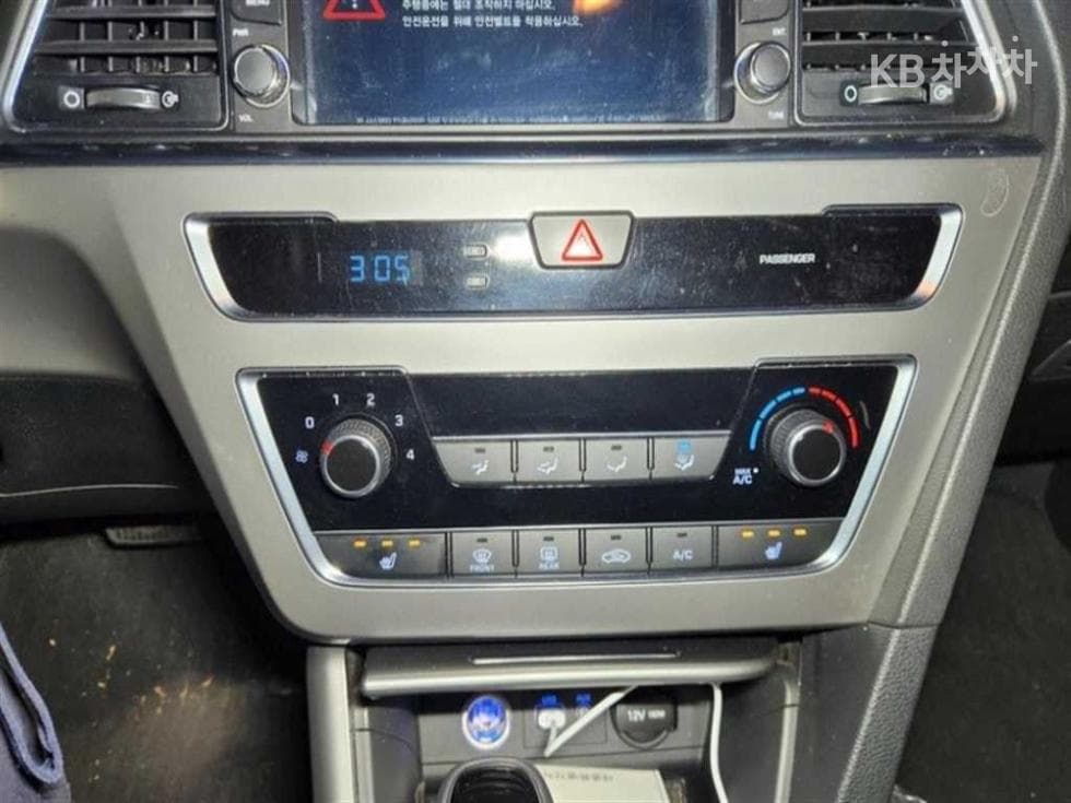 Хюндай Соната LF2.0 Стил Стандартен - 6