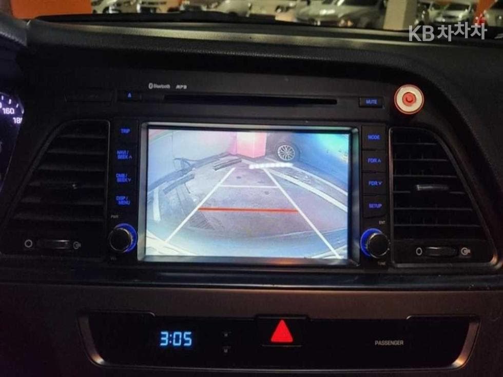 Хюндай Соната LF2.0 Стил Стандартен - 12