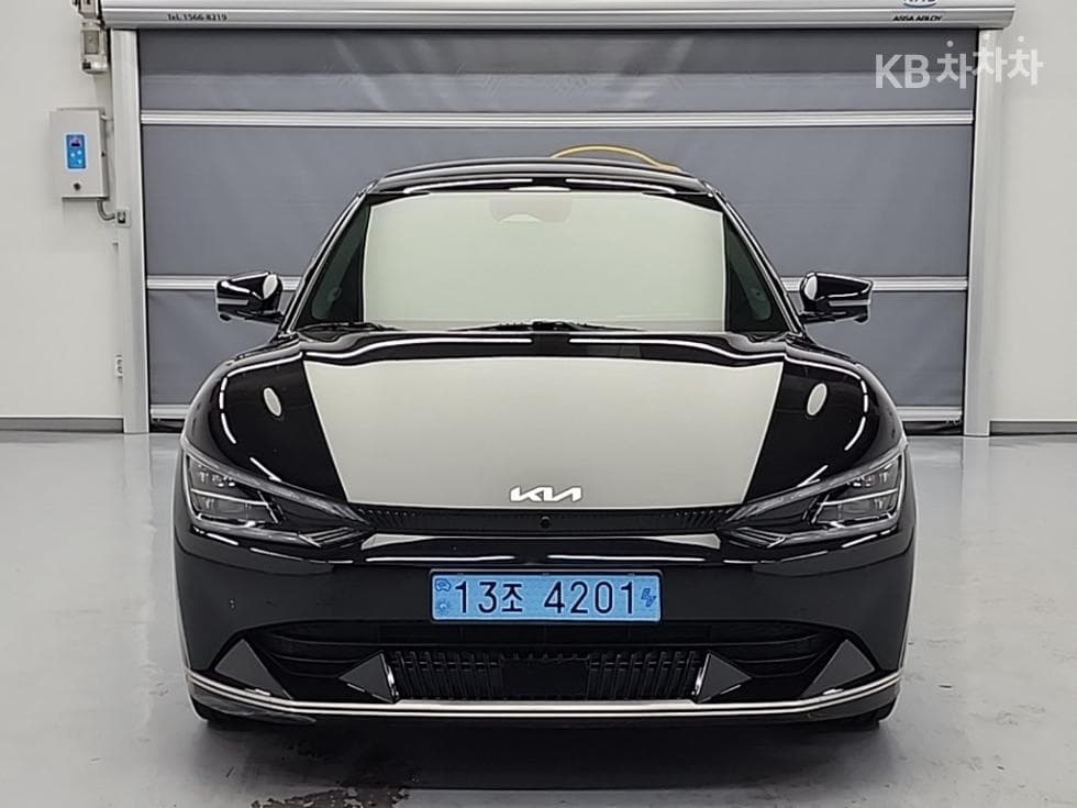 Киа EV6롱 레Местен지 4x4 어스 - 2
