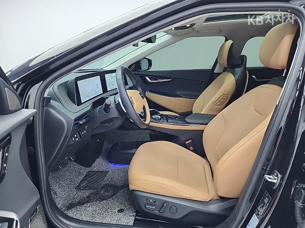 Киа EV6롱 레Местен지 4x4 어스 - 11