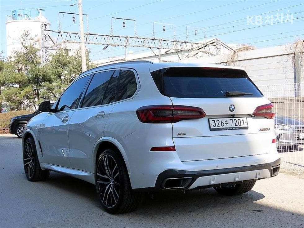BMW X5 (G05)M50d Стандартен - 3