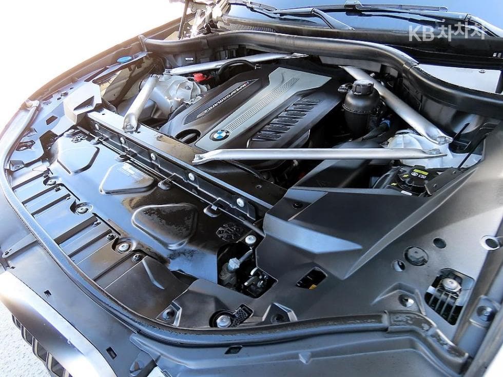 BMW X5 (G05)M50d Стандартен - 19