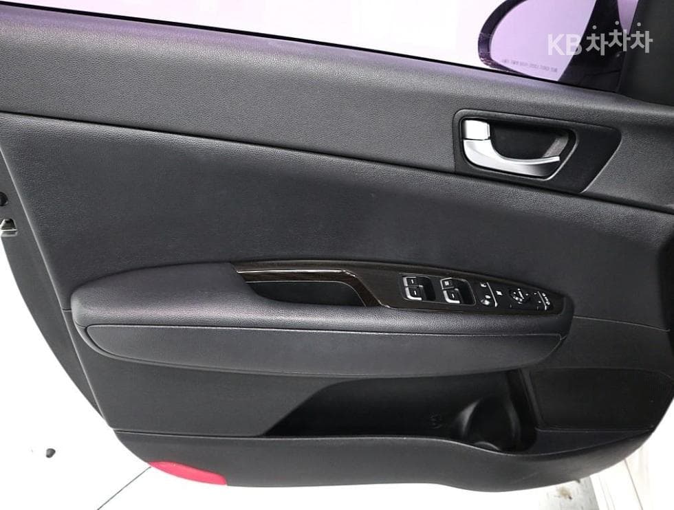 Kia K5 Second generation2.0 Gasoline MX Luxury - 8