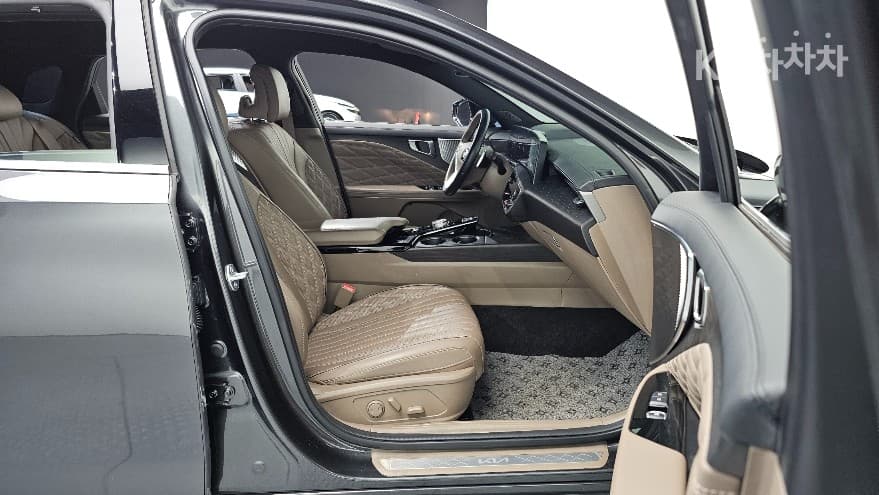 Kia K82.5L gasoline Signature Special (special feature/edition) - 12