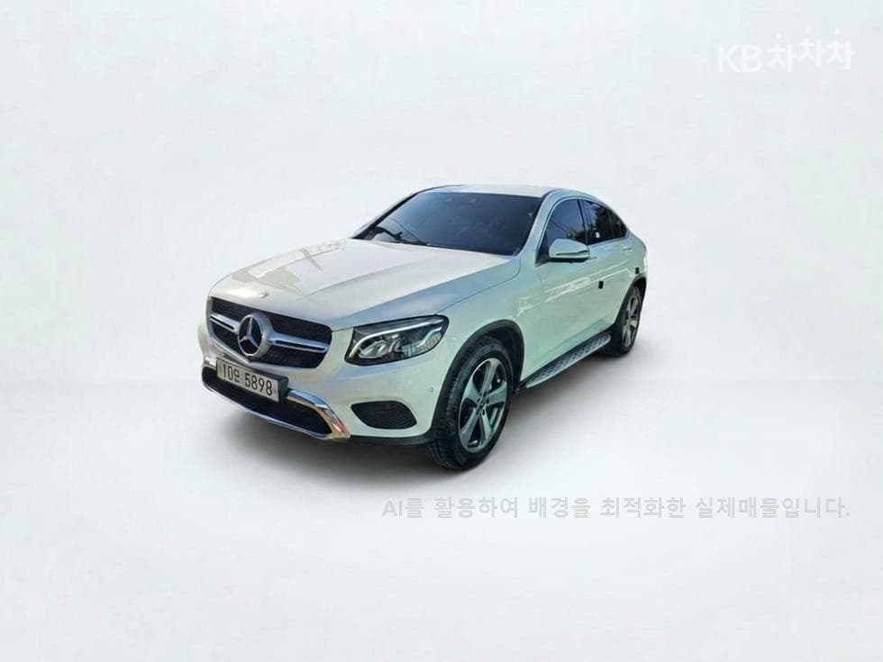 Mercedes-Benz GLC(X253) 300 4Matic Coupe Standard - Image 1