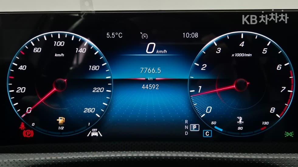 Mercedes-Benz A클래스(W177)A220 Hatchback Стандартен - 13