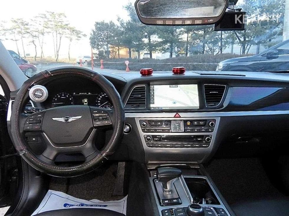 Genesis G803.8 GDI AWD Prestige - 7