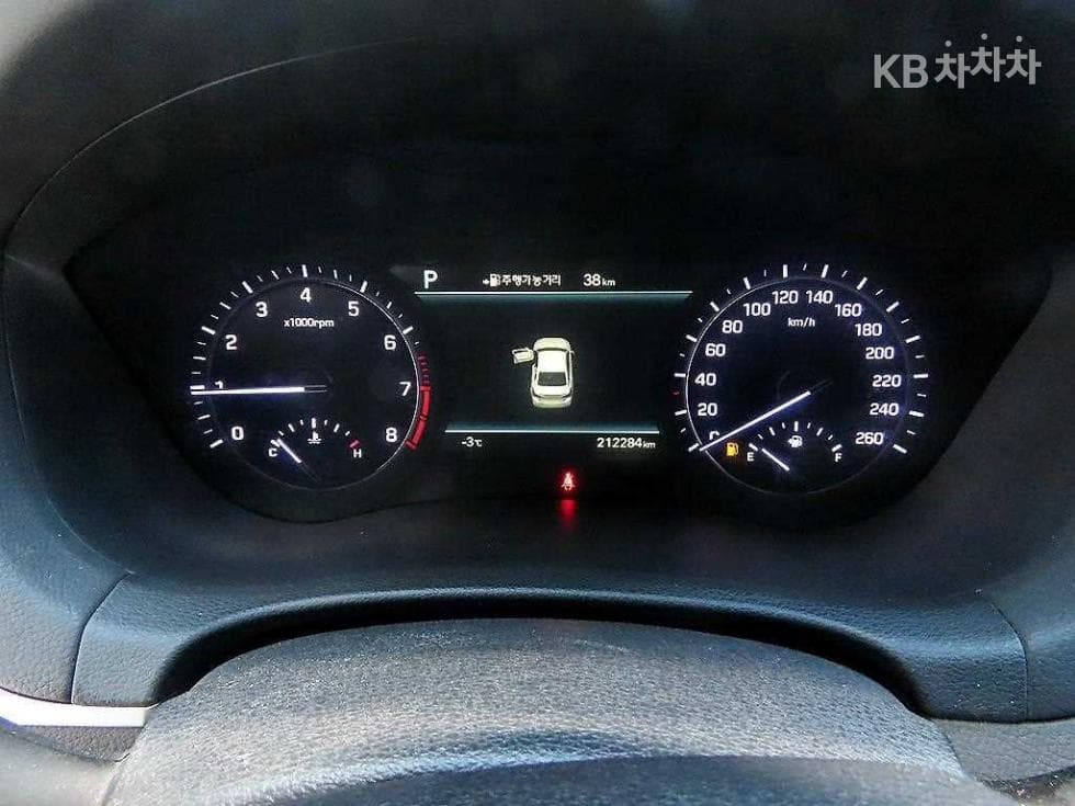 Genesis G803.8 GDI AWD Prestige - 9