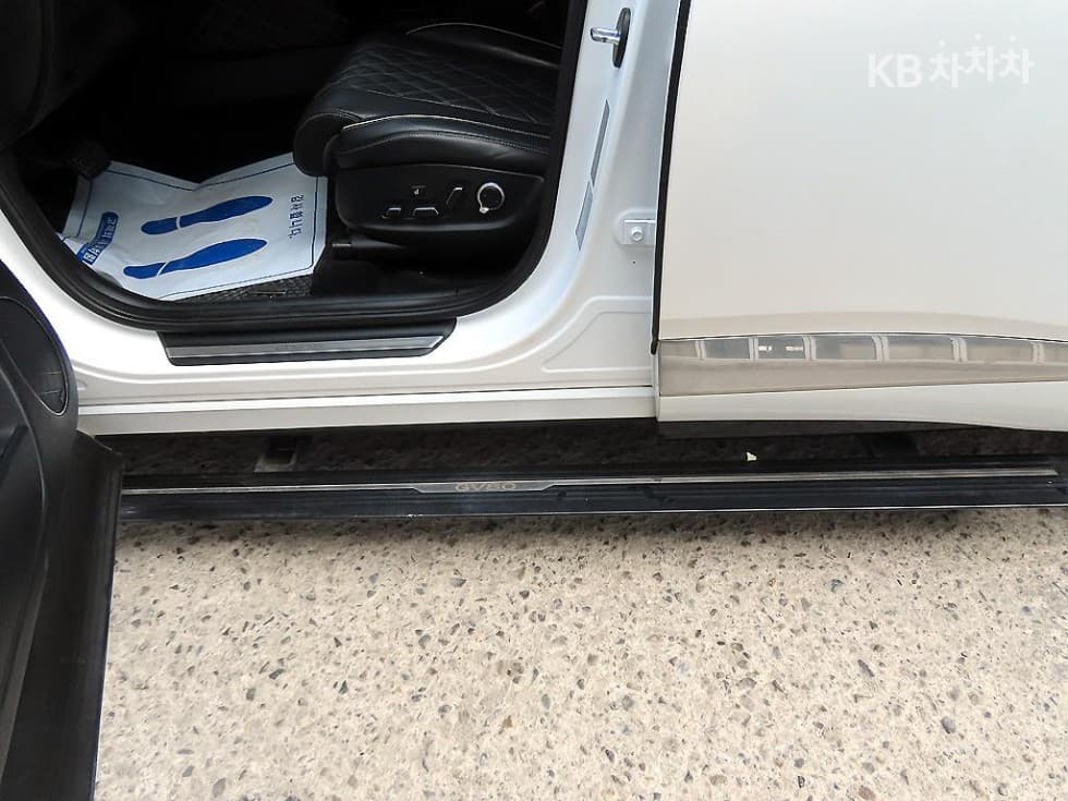 Genesis GV803.0 Diesel AWD - 13