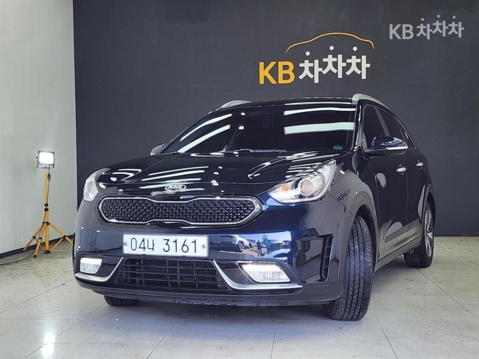 Kia Niro 1.6 Prestige - Image 1